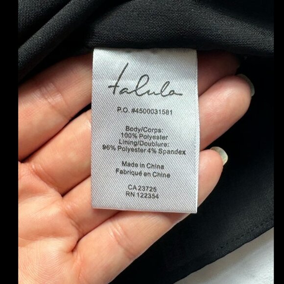 Aritzia Talula Mini Skirt Size XS - Picture 2 of 6